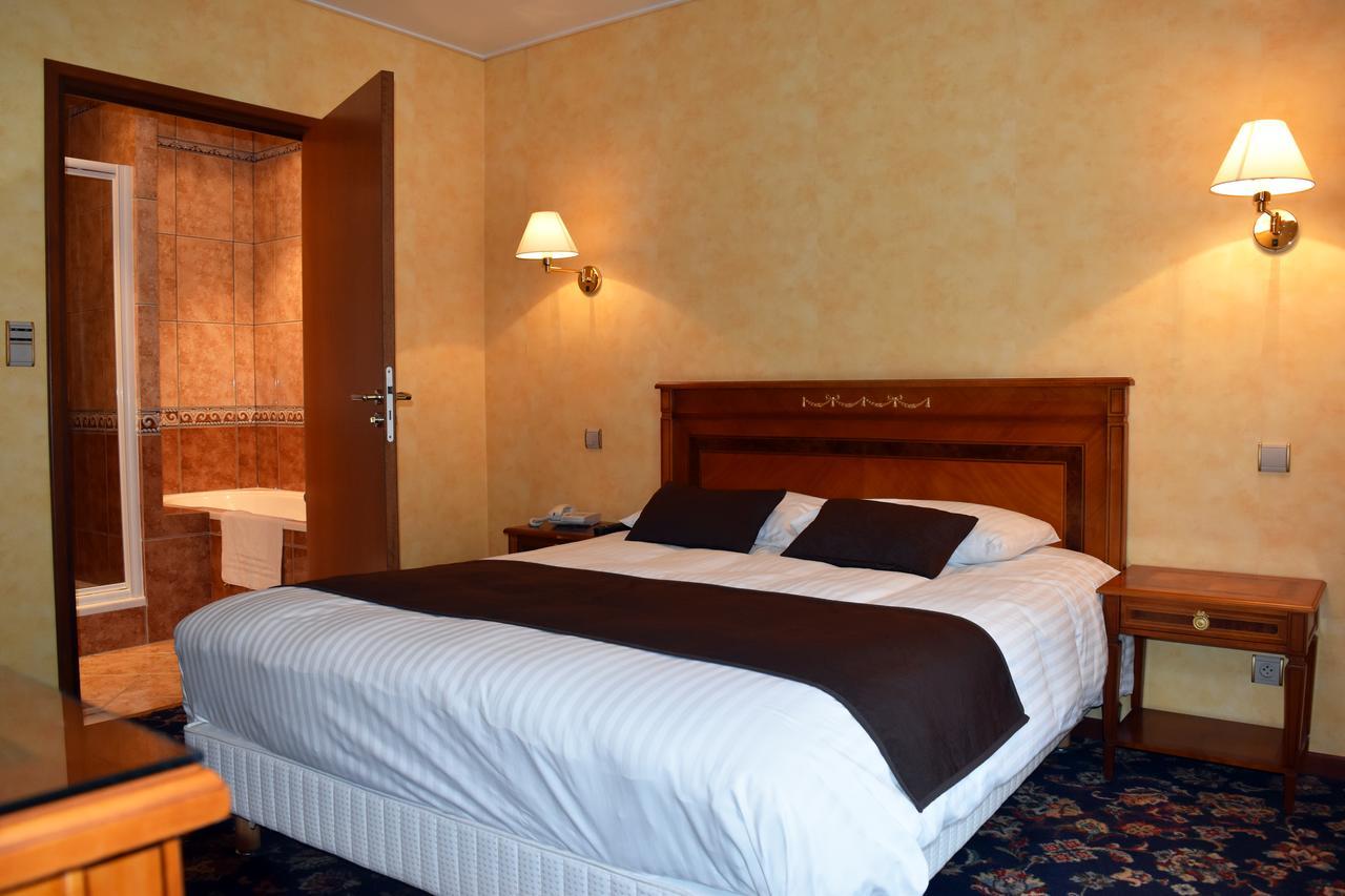 Hotel Le Pole Europeen Aubange Kültér fotó