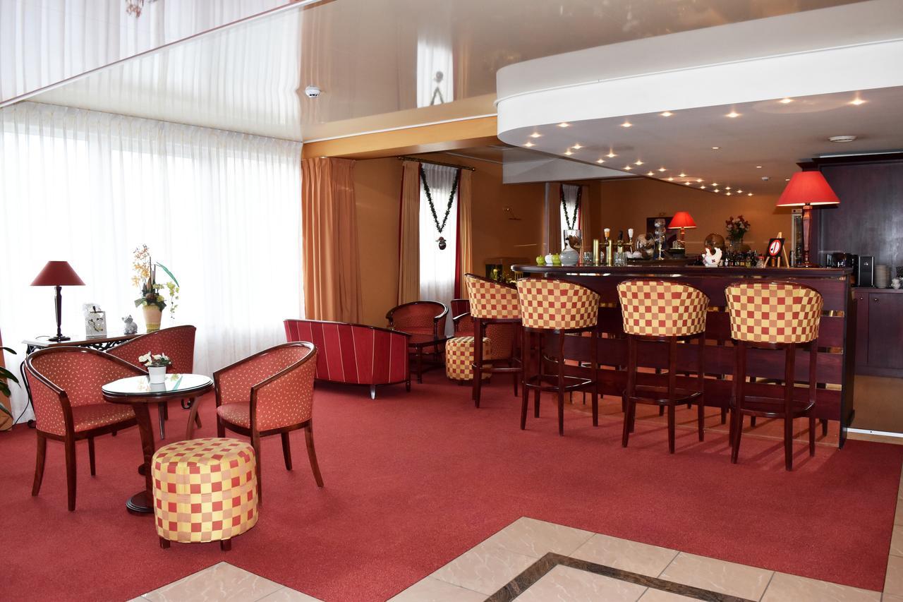 Hotel Le Pole Europeen Aubange Kültér fotó